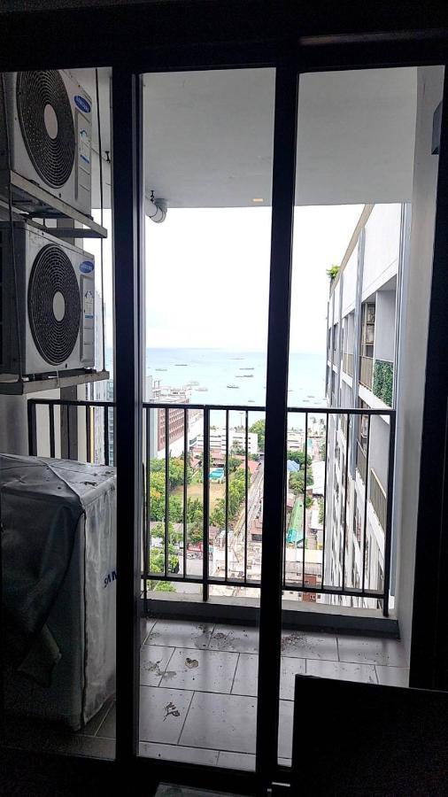 Base Condos Pattaya Exterior foto